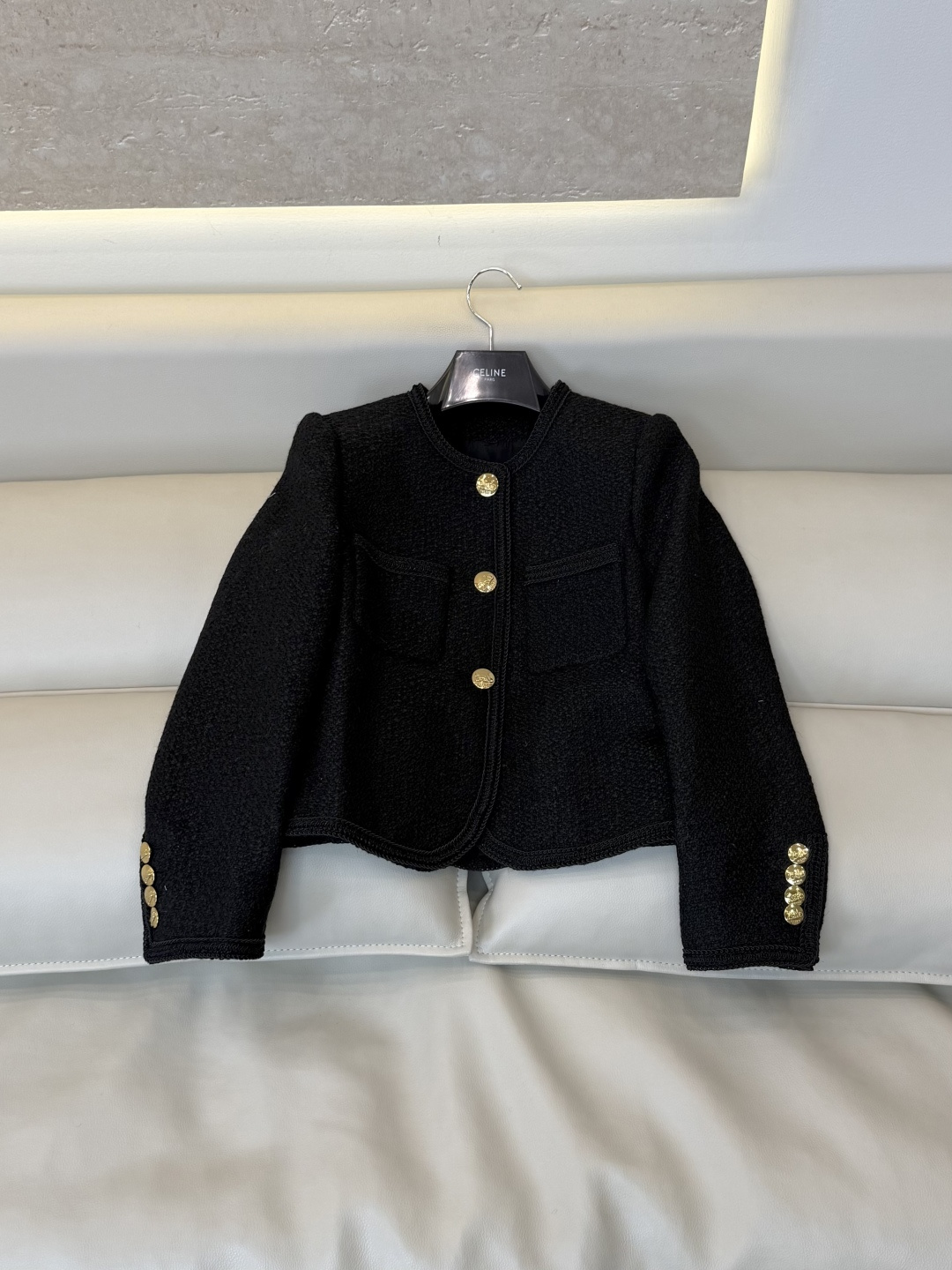 XZ0198#新款外套⚠️🌾 Celine 金扣 40% 羊毛 长袖毛呢外套 黑色 米白色  36-42 