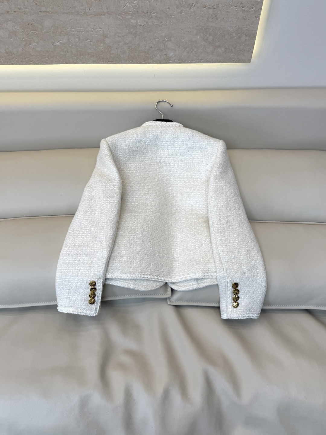 XZ0198#新款外套⚠️🌾 Celine 金扣 40% 羊毛 长袖毛呢外套 黑色 米白色  36-42 