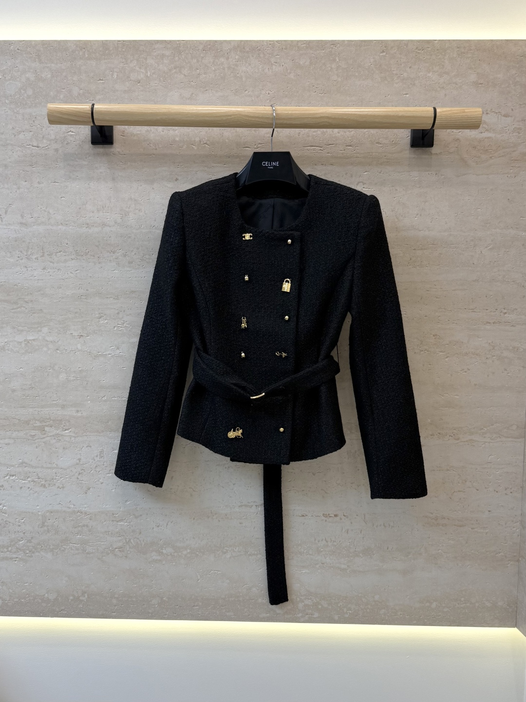 XZ0195#新款外套⚠️🌾 Celine 金色扣 秋冬新款 40% 羊毛 长袖 外套 黑色 米白色 36-42