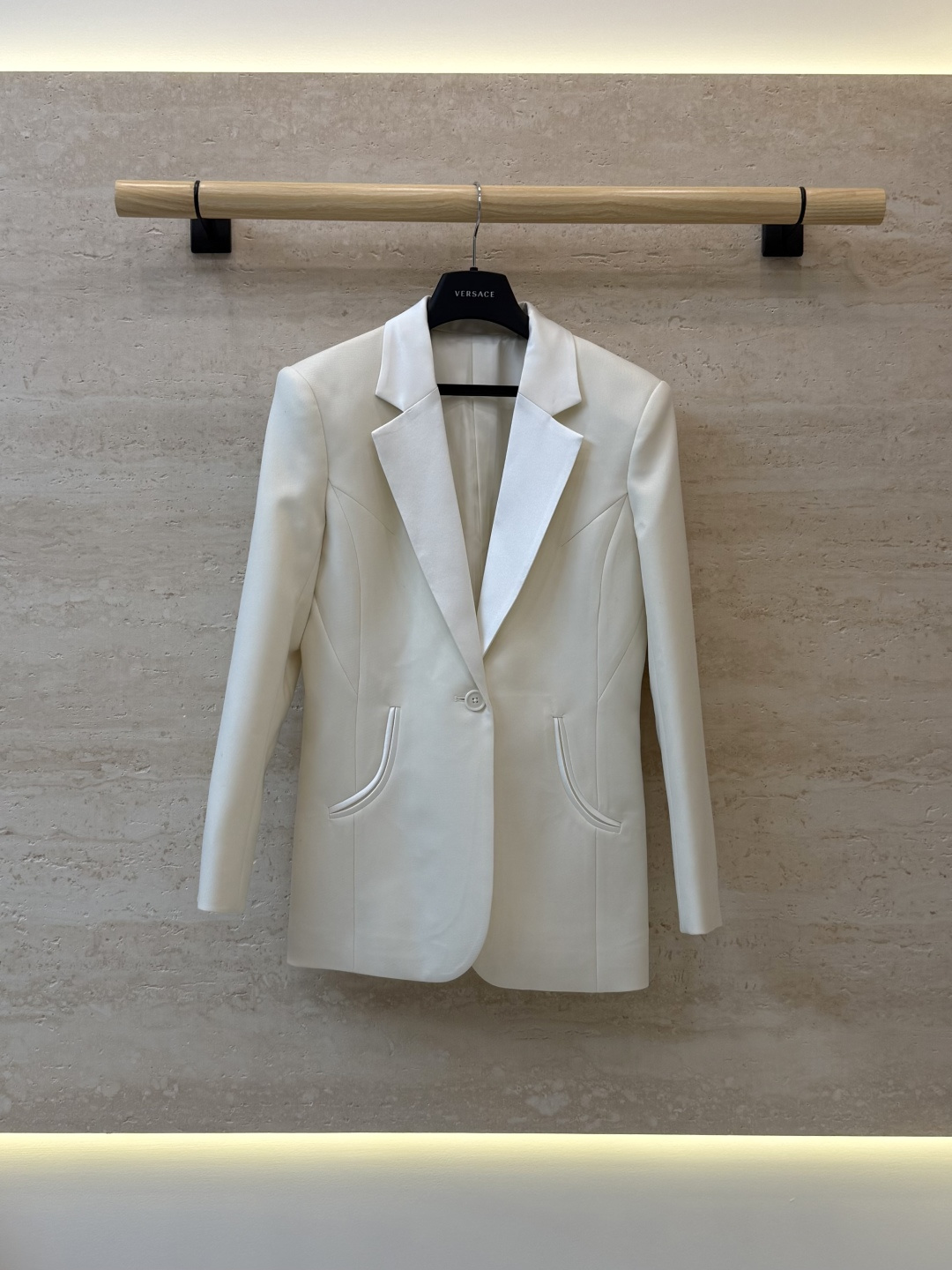 XZ0196#新款外套⚠️🌾 范思哲 秋冬新款 15%羊毛 长袖 外套 米白色 36-42