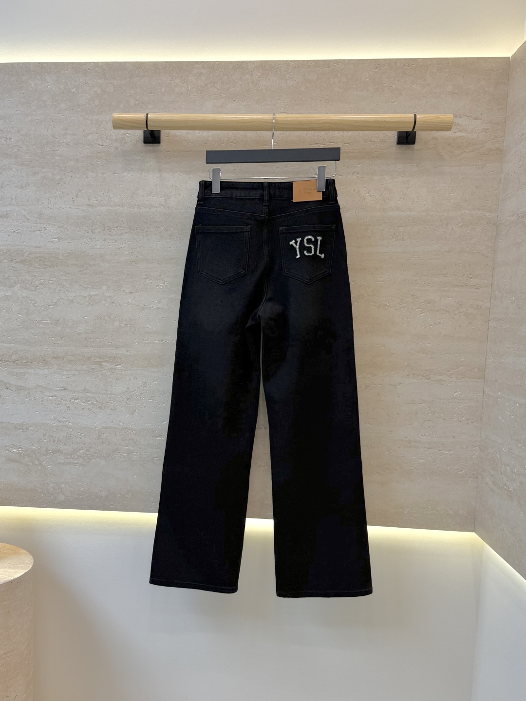 AW0138#新款牛仔裤⚠️工厂特批‼️ YSL 字母绣花 最新款 牛仔裤 黑色 蓝色 26/27/28/29/30