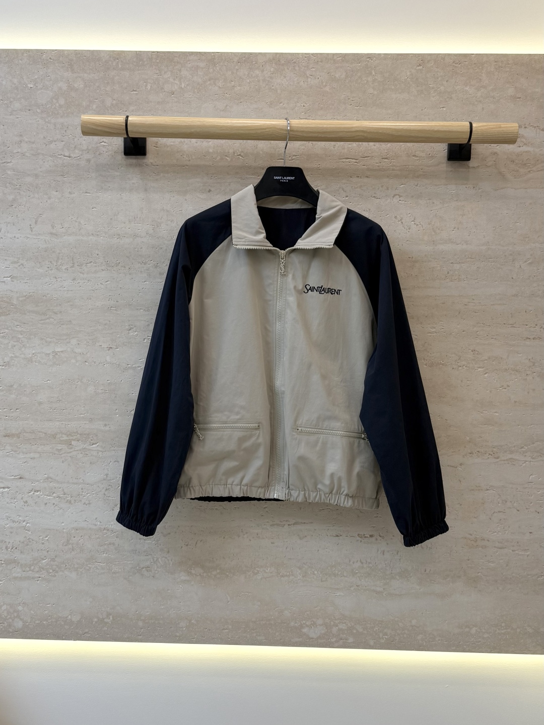 AW0136#新款外套⚠️工厂特批‼️ YSL 休闲字母绣花拉链款长袖外套 SML