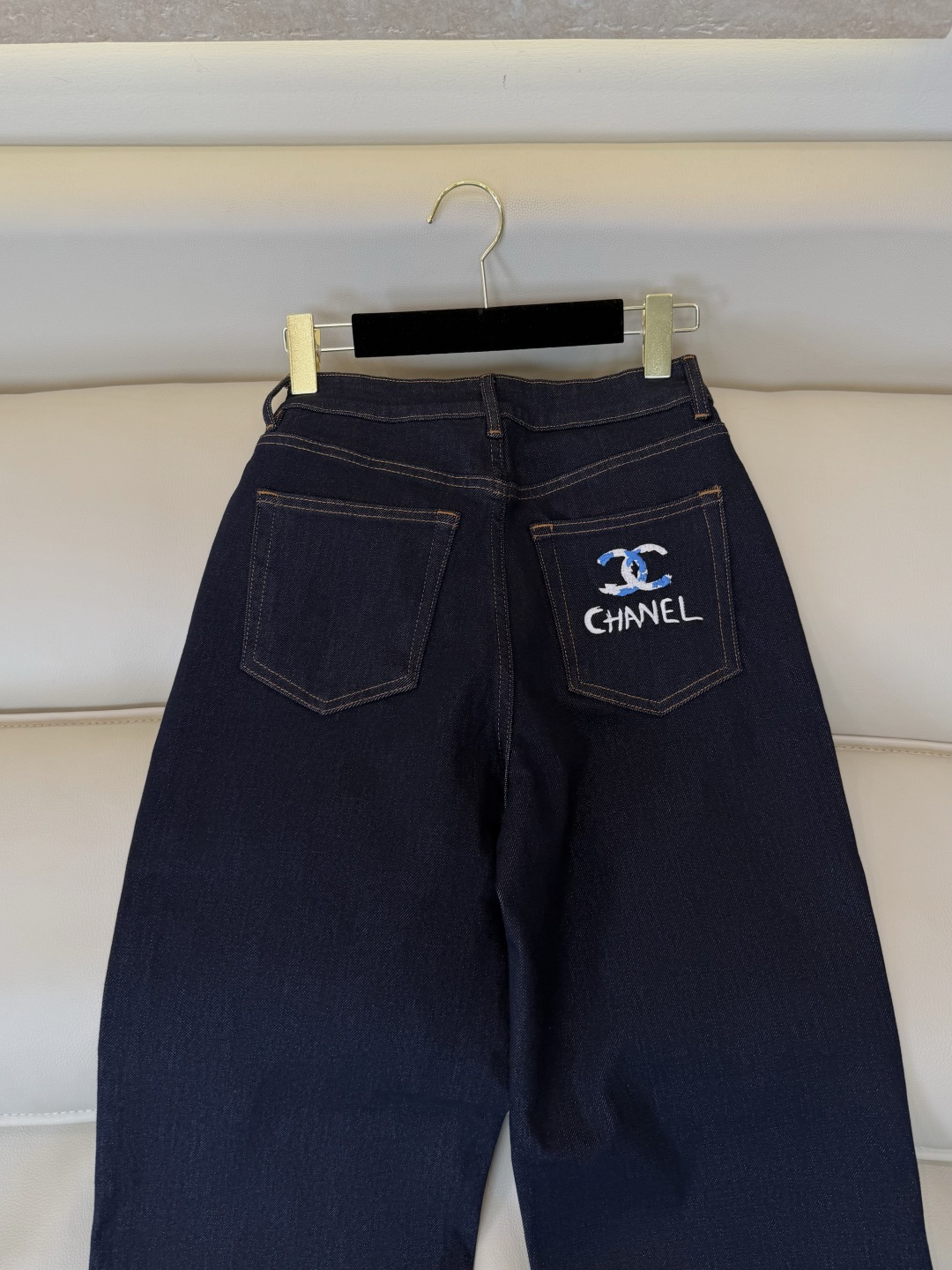 CX0252#新款牛仔裤⚠️工厂特批‼️ 小香 chanel 极简风 牛仔棉显瘦牛仔裤 浅蓝色 深蓝色 26-30码