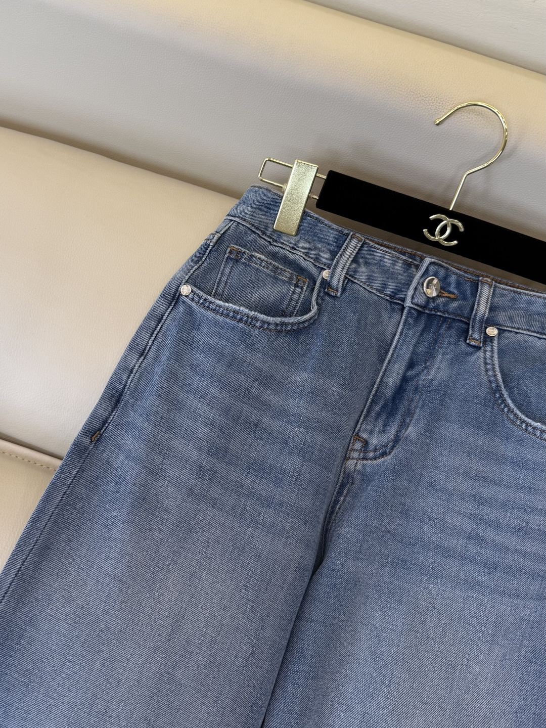 CX0252#新款牛仔裤⚠️工厂特批‼️ 小香 chanel 极简风 牛仔棉显瘦牛仔裤 浅蓝色 深蓝色 26-30码
