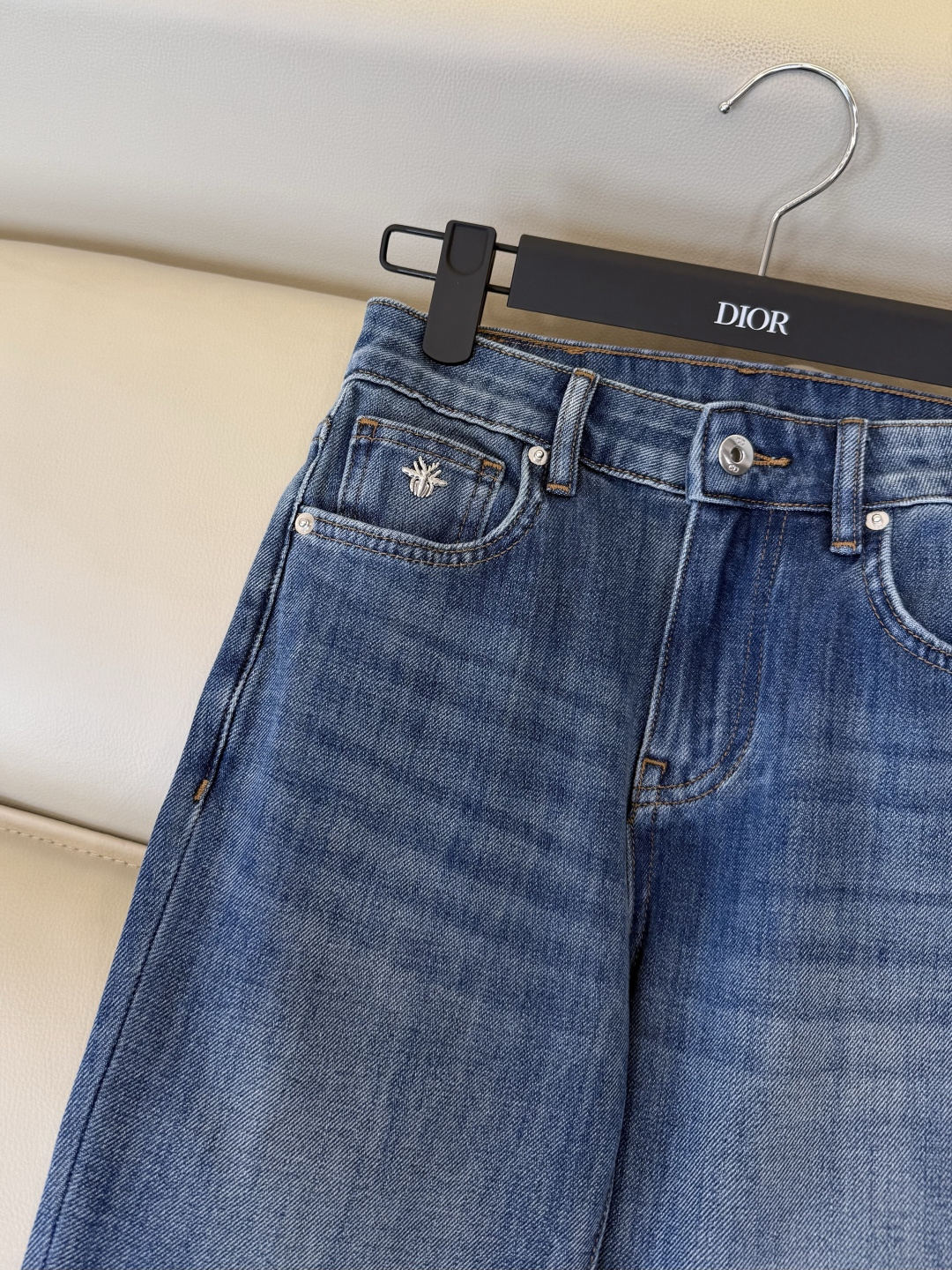 CX0250#新款牛仔裤⚠️工厂特批‼️ dior 极简风 牛仔棉显瘦牛仔裤 浅蓝色 深蓝色 26-30码