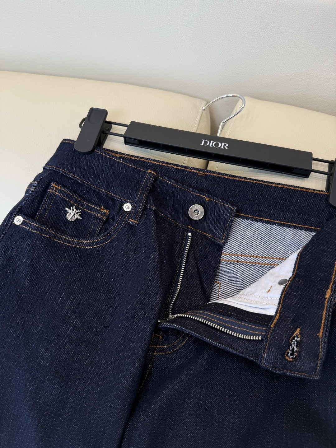 CX0250#新款牛仔裤⚠️工厂特批‼️ dior 极简风 牛仔棉显瘦牛仔裤 浅蓝色 深蓝色 26-30码