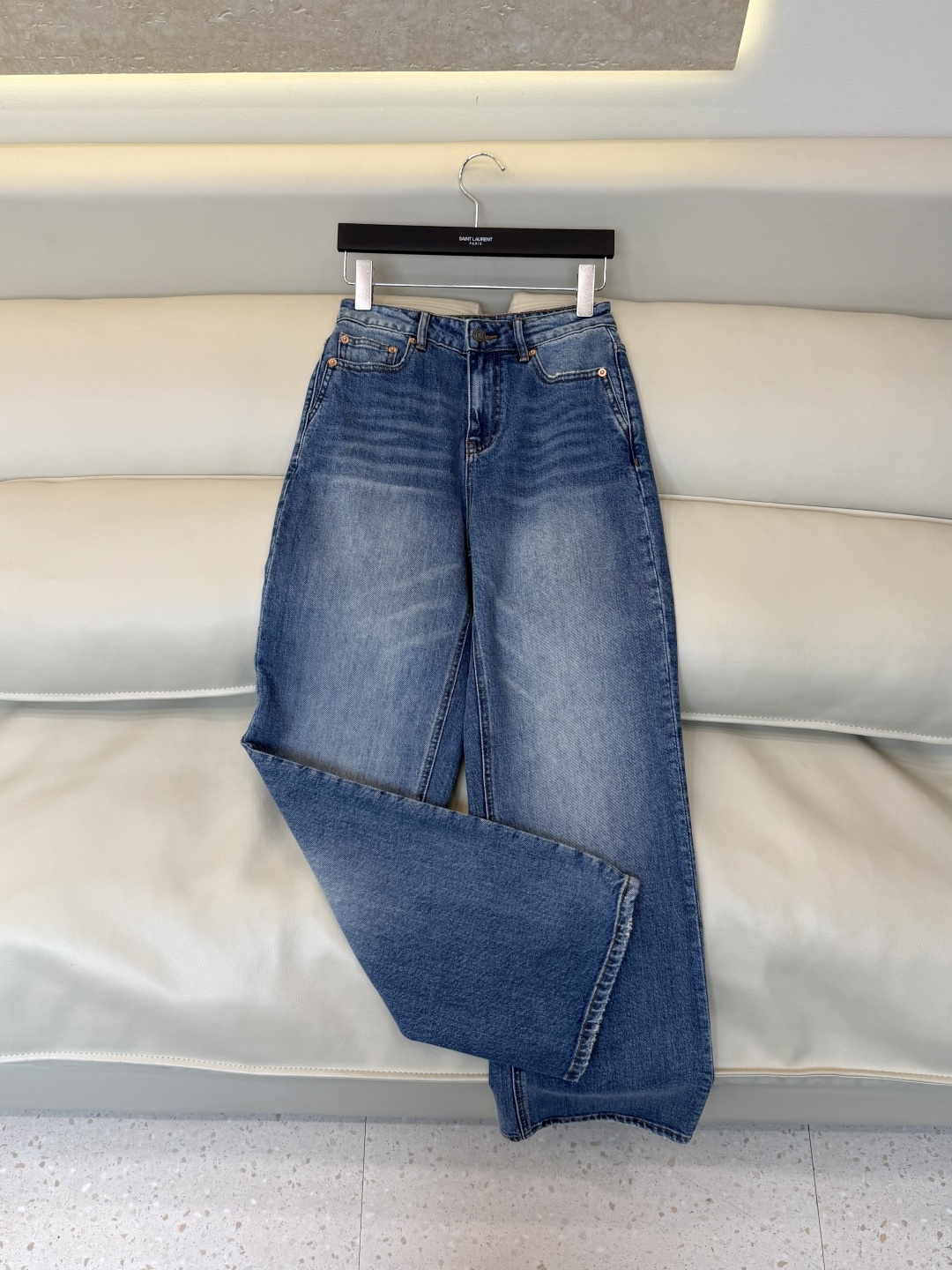 CX0262#新款牛仔裤⚠️工厂特批‼️ YSL 极简风 牛仔棉显瘦牛仔裤  26-30码