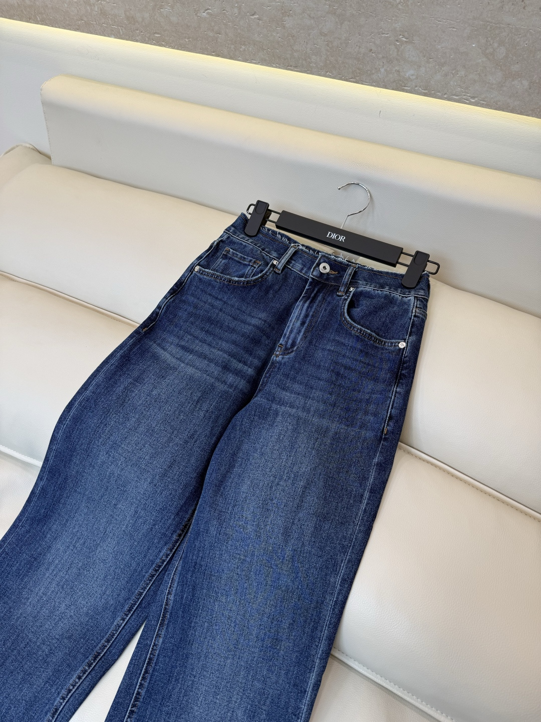 CX0266#新款牛仔裤⚠️工厂特批‼️ dior 极简风 牛仔棉显瘦牛仔裤  26-30码