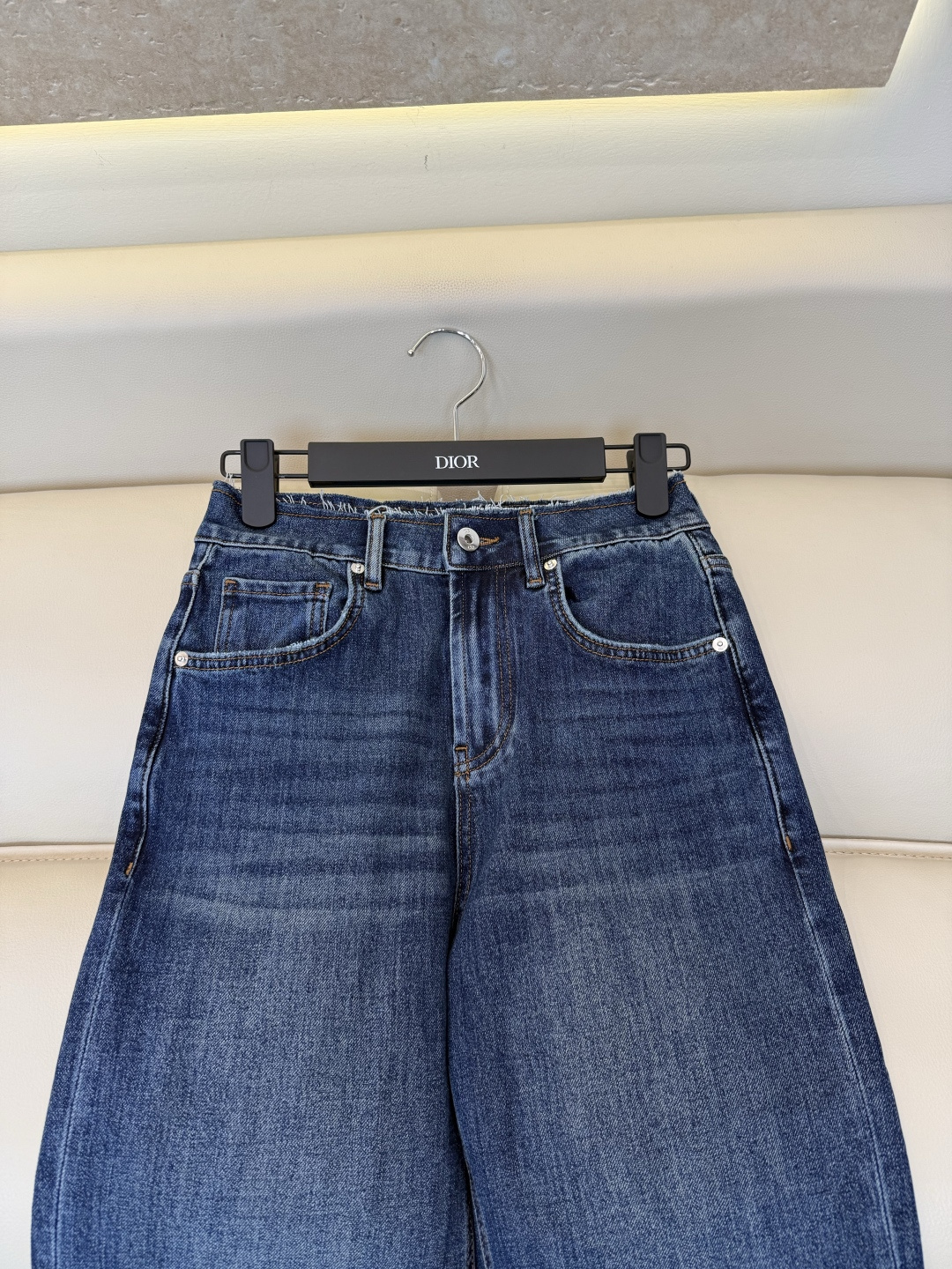 CX0266#新款牛仔裤⚠️工厂特批‼️ dior 极简风 牛仔棉显瘦牛仔裤  26-30码