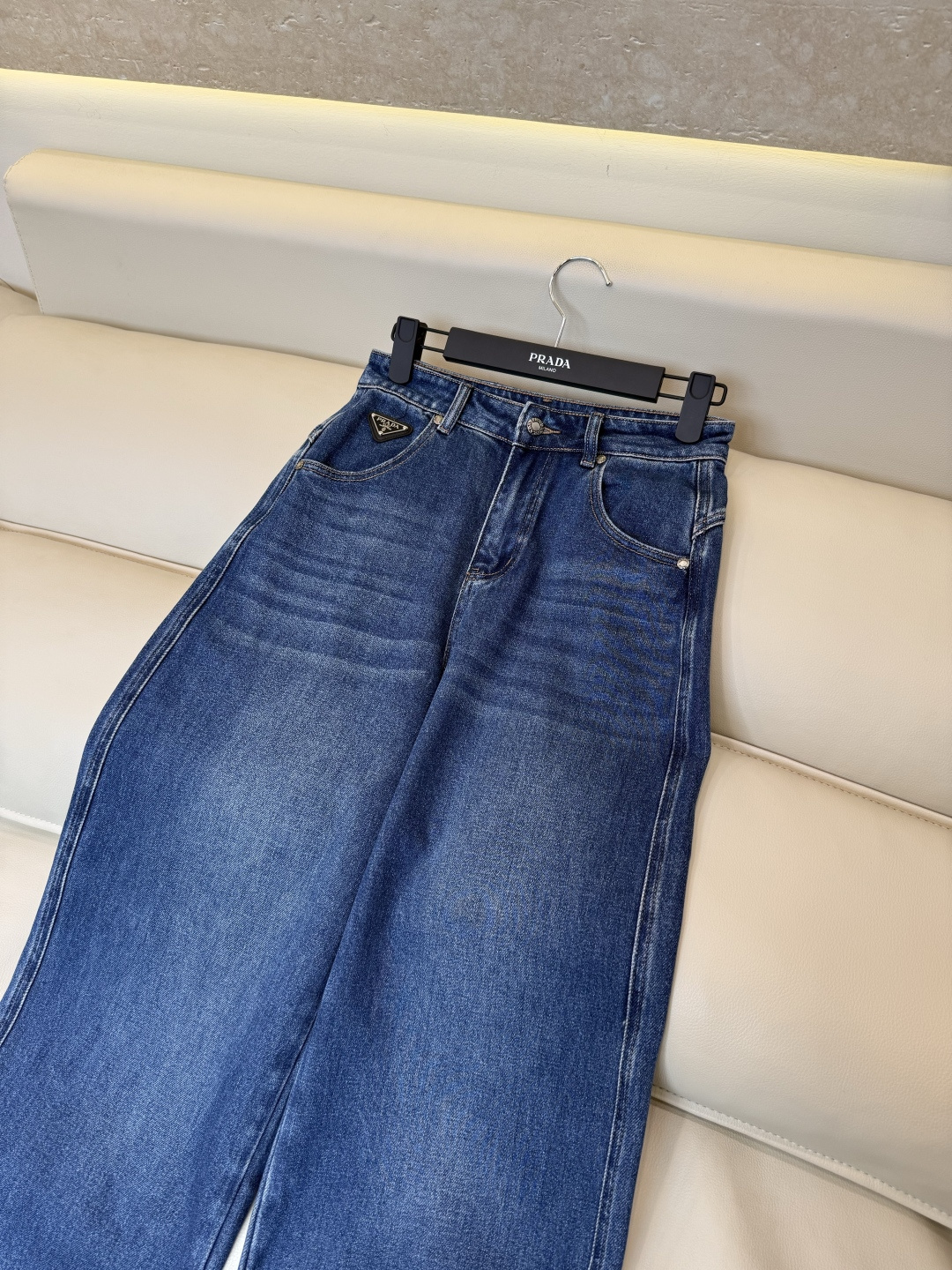 CX0269#新款牛仔裤⚠️工厂特批‼️ PR 三角标 极简风 牛仔棉显瘦牛仔裤  两色 26-30码