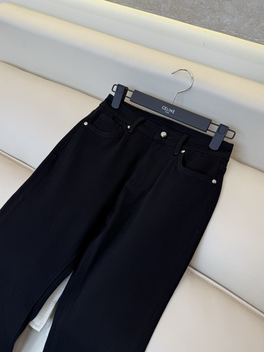 CX0267#新款牛仔裤⚠️工厂特批‼️ 小香 极简风 牛仔棉显瘦牛仔裤  两色 26-30码