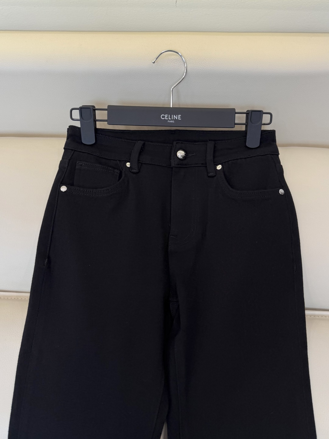 CX0267#新款牛仔裤⚠️工厂特批‼️ 小香 极简风 牛仔棉显瘦牛仔裤  两色 26-30码