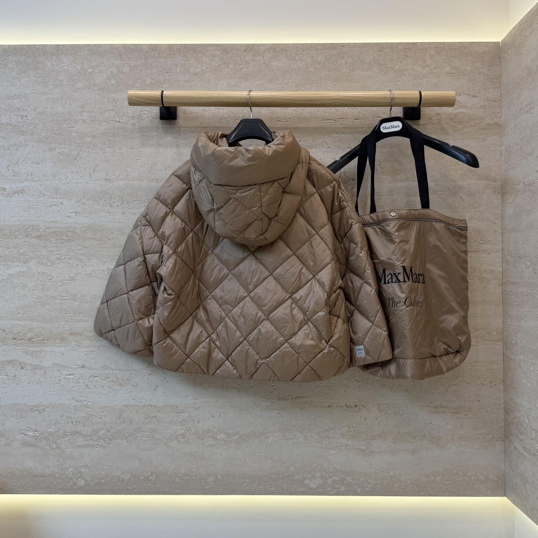 MX727#新款羽绒服⚠️🌾 max mara  配原包装 原标高定版 拉链带帽 斗篷版90% 鹅绒羽绒服  黑色/蓝色