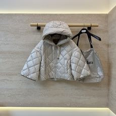MX727#新款羽绒服⚠️🌾 max mara 配原包装 原标高定版 拉链带帽 斗篷版90% 鹅绒羽绒服 黑色/蓝色 MX727#新款羽绒服⚠️🌾 max mara 配原包装 原标高定版 拉链带帽 斗篷版90% 鹅绒羽绒服 黑色/蓝色