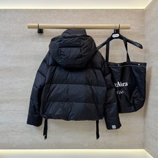 MX710#新款羽绒服🌾 max mara 配原包装 原标顶级版 90% 鹅绒羽绒服 黑色/藏青色/咖色 38/40 MX710#新款羽绒服🌾 max mara 配原包装 原标顶级版 90% 鹅绒羽绒服 黑色/藏青色/咖色 38/40