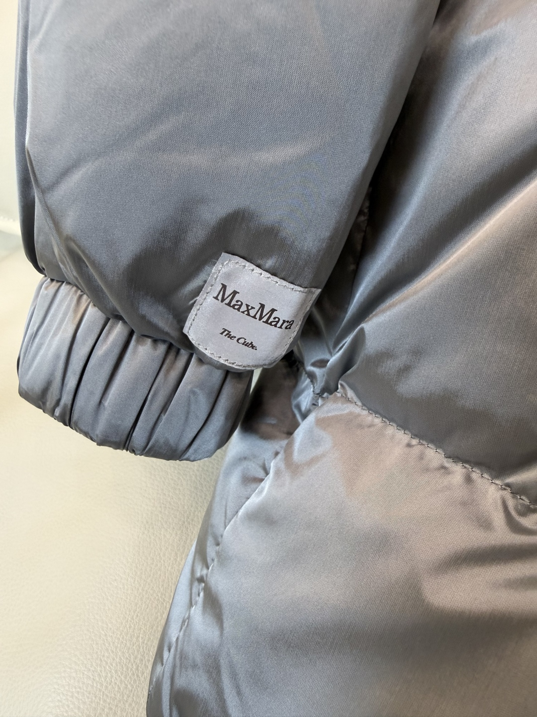 MX705#新款羽绒服🌾 max mara  原标顶级版 90% 鹅绒羽绒服  黑色/银灰色/卡其色/深棕色 38/40