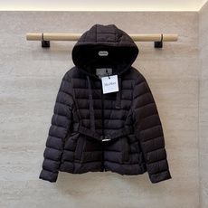 88289#新款羽绒服🌾 Max mara 收腰款显瘦长袖 90%白鹅绒 羽绒服 黑色 米色 咖色 38/40/42 88289#新款羽绒服🌾 Max mara 收腰款显瘦长袖 90%白鹅绒 羽绒服 黑色 米色 咖色 38/40/42