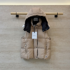 26031#新款羽绒服🌾 Moncler 最新款 90% 白鸭绒 羽绒马甲 黑色 粉色 1/2/3 26031#新款羽绒服🌾 Moncler 最新款 90% 白鸭绒 羽绒马甲 黑色 粉色 1/2/3