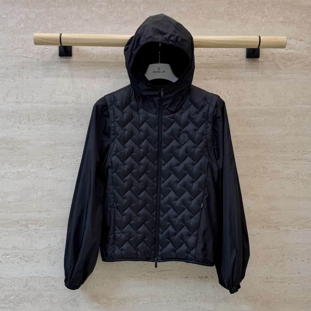 QGL056#新款羽绒服🌾 Moncler 90% 白鹅绒 可拆袖子 羽绒服 薄款 1/2/3码 