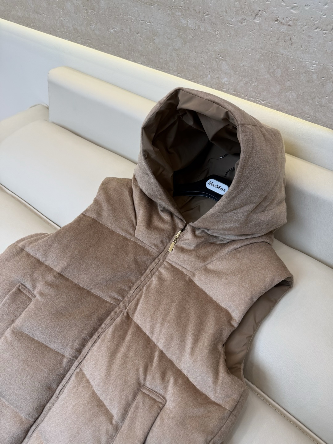 MX722#新款羽绒服🌾 Max mara 100%羊绒面料 90% 白鹅绒 两面穿马甲羽绒服 灰色 驼色 38/40/