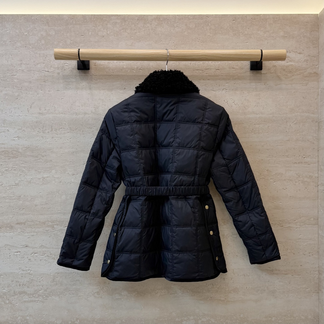 QGL058#新款羽绒服🌾 Moncler 90% 白鹅绒 羊羔毛 腰带款 长袖羽绒服 白色 黑色 1/2/3码