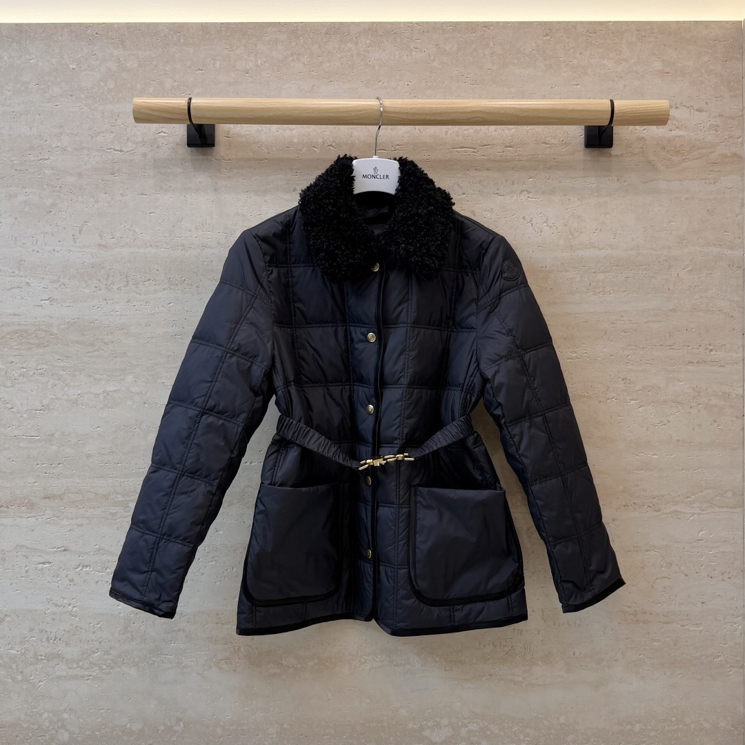 QGL058#新款羽绒服🌾 Moncler 90% 白鹅绒 羊羔毛 腰带款 长袖羽绒服 白色 黑色 1/2/3码