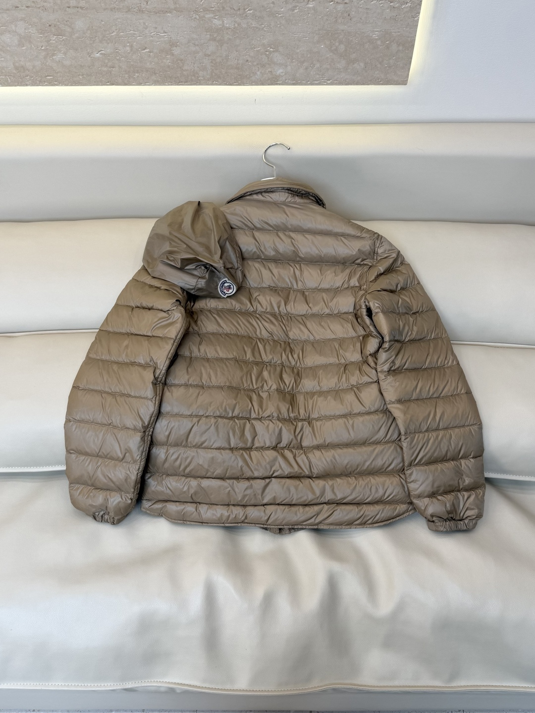 #新款羽绒服🌾 Moncler 收纳袋 90% 白鹅绒 保暖 羽绒服 三色 SML