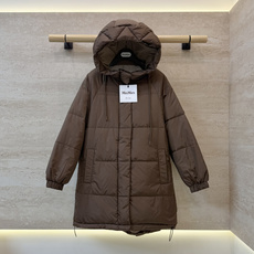 AH761#新款羽绒服🌾 Max mara 拉链带帽 两面穿 90% 白鹅绒 羽绒服 黑色 咖色 38-44 AH761#新款羽绒服🌾 Max mara 拉链带帽 两面穿 90% 白鹅绒 羽绒服 黑色 咖色 38-44
