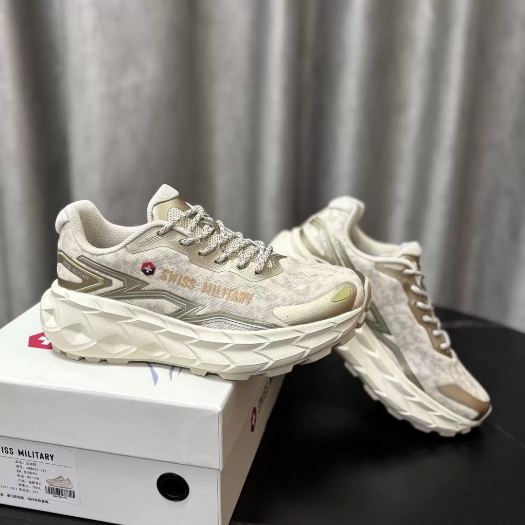 SWISS MILITARY 户外运动鞋 36-44