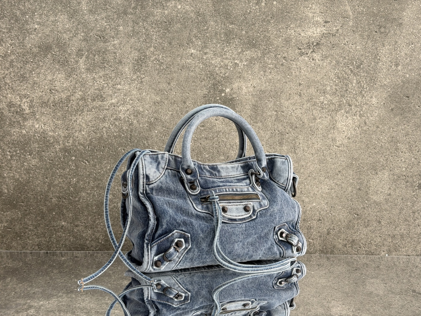 Balenciaga Style Black Denim Shoulder Bag style reference detail image 3 from source 776302
