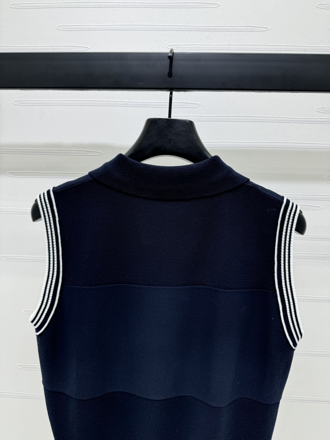 High Quality Women’s Clothes: Customised Knitting Vest with Brand Logo, Soft and Comfortable - 图片 6