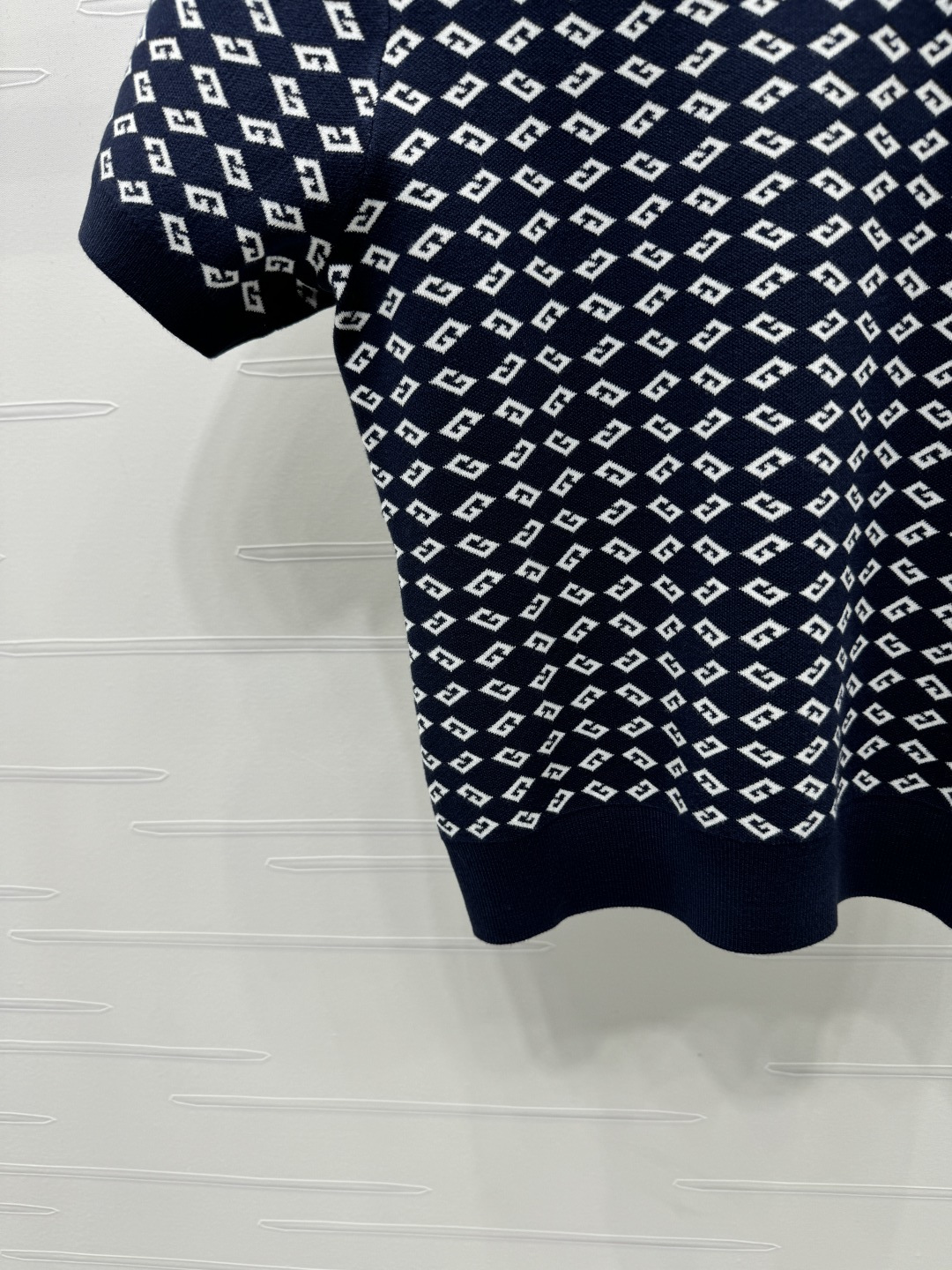 High Quality Women’s Clothes with Diamond Pattern Packaging for Skinner Knitters - 图片 5