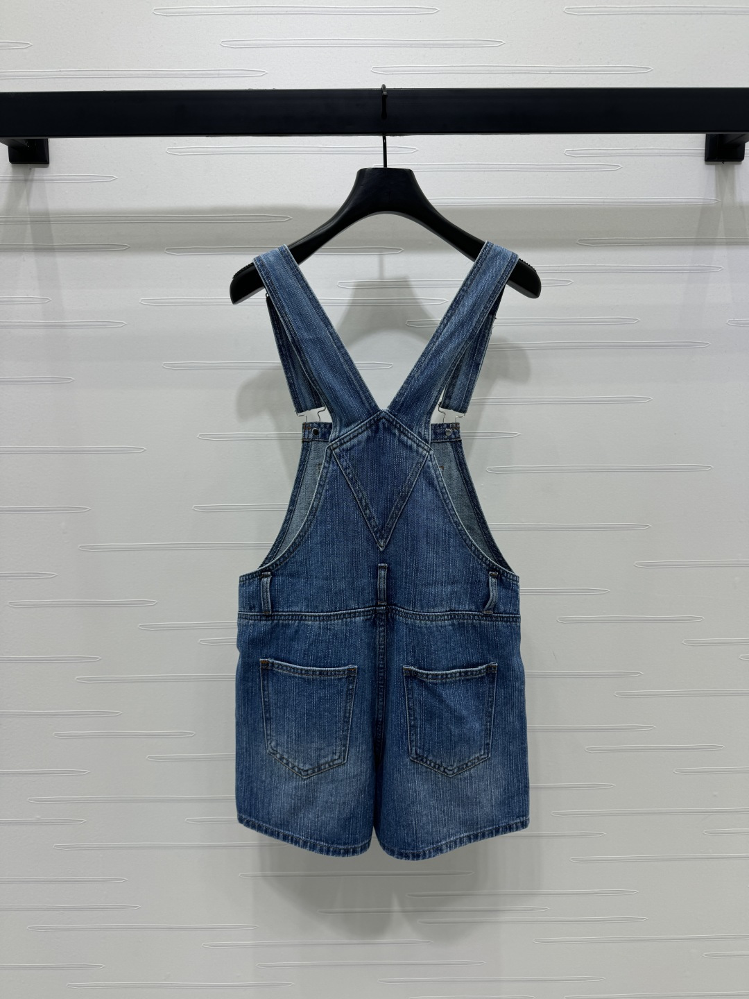 High Quality Women’s Clothes: Acne Studio Spring/Summer 2025 Collection - 图片 7