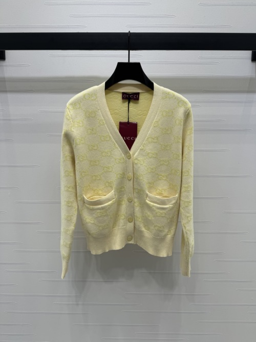 Gucci Women's Wool Knit Cardigan with Jacquard Logo - Elegant and Comfortable 1 Gucci Women's Wool Knit Cardigan with Jacquard Logo - Elegant and Comfortable