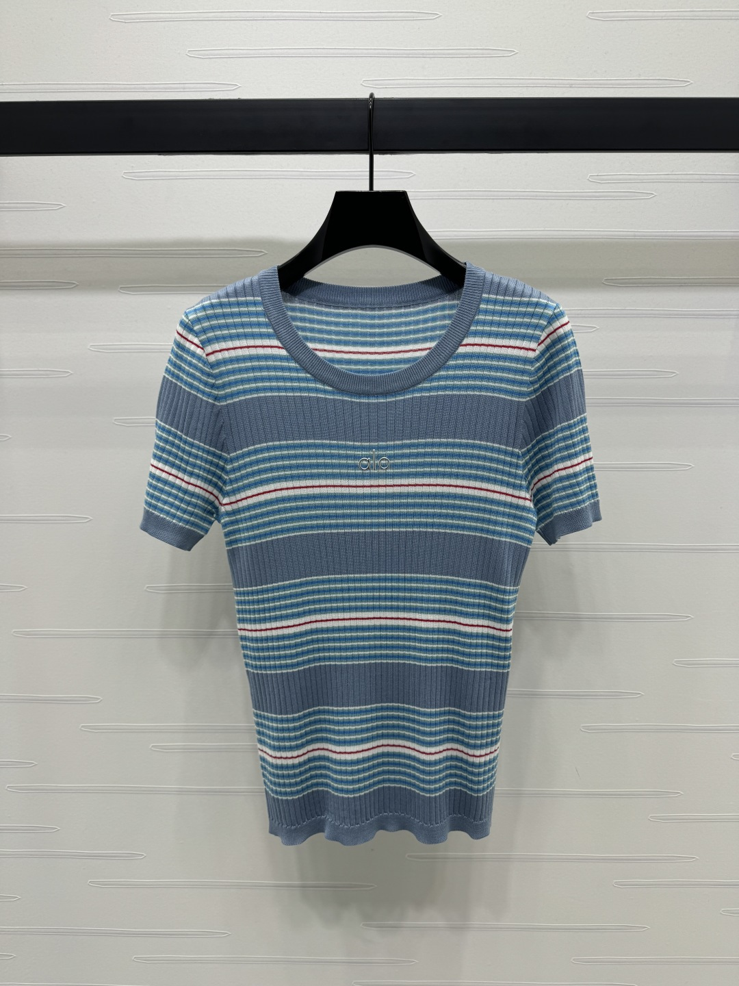 High Quality Women’s Clothes: Striped Knit Short Sleeve Cotton Tops - 图片 1