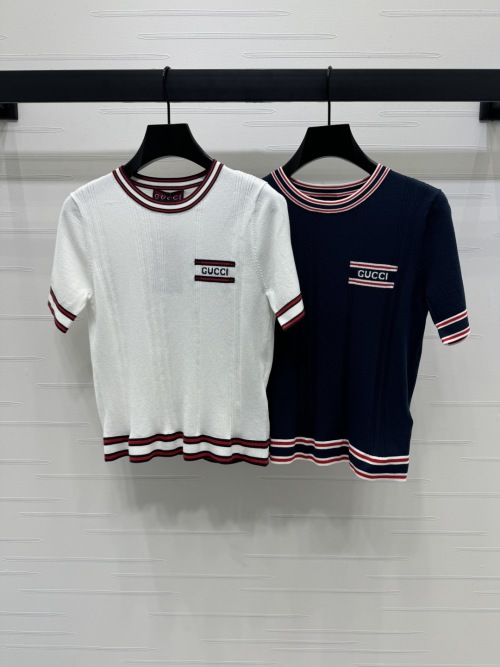 Gucci Striped Trim Knit Top, Short Sleeve, Round Neck, High-End Quality 1 Gucci Striped Trim Knit Top, Short Sleeve, Round Neck, High-End Quality