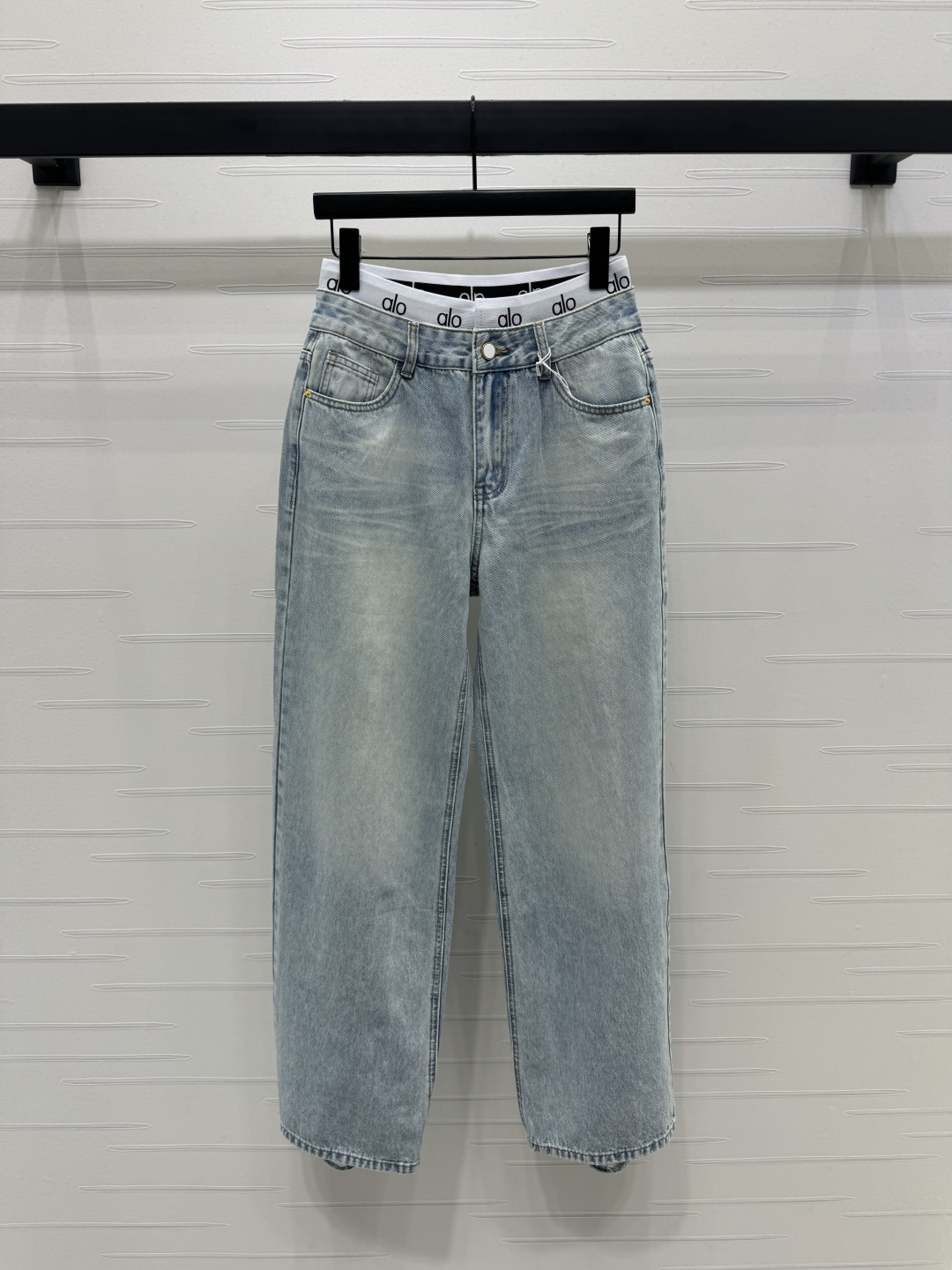 High-Quality Women’s Clothes: Customized High-Waisted Jeans with Cotton-Slashed Design - 图片 1