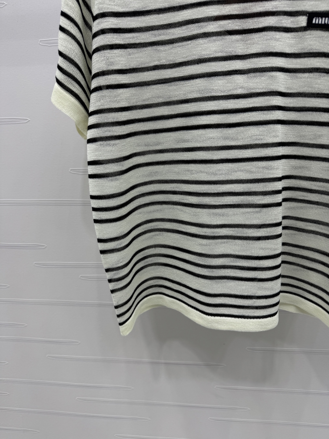 Miu Mi Round Neck Striped Knitted Short Sleeve Top 6 cmp i1745948954423 2658 0 4