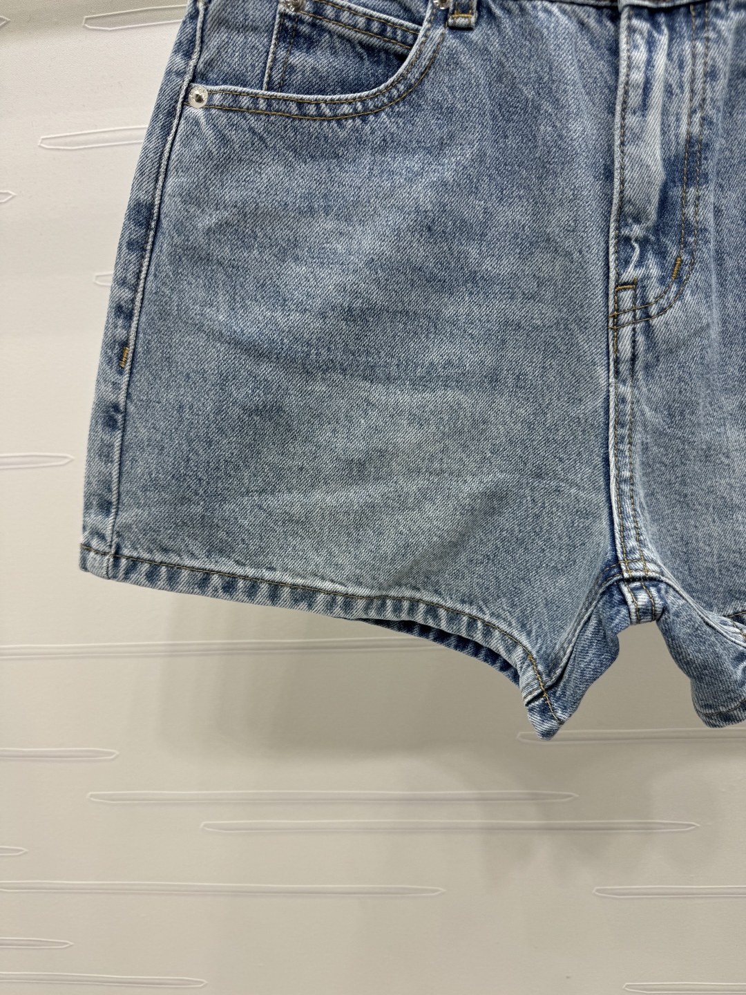 High Quality Women’s Clothes: Spring/Summer 2025 Collection by Alexander Wan - 图片 5
