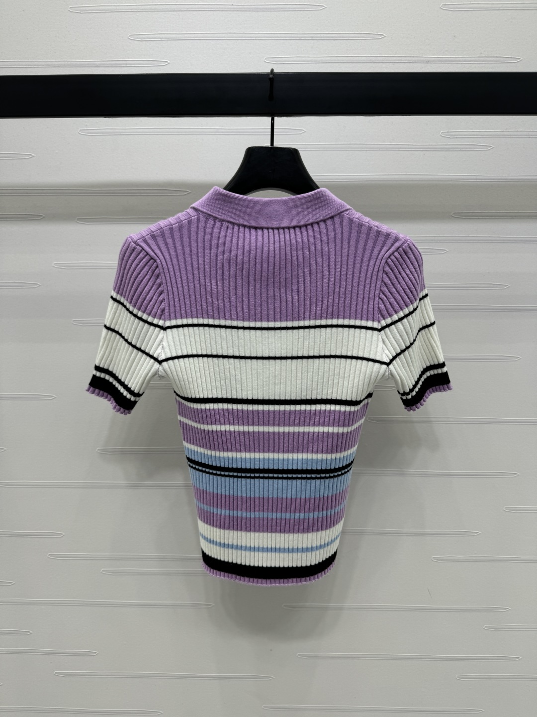 Chanel 2025 Spring/Summer Striped Knit Short Sleeve Top - High Quality 9 cmp i1746029437426 5099 0 7