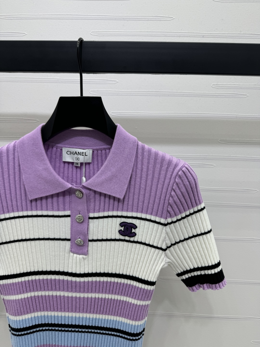Chanel 2025 Spring/Summer Striped Knit Short Sleeve Top - High Quality 4 cmp i1746029437450 7992 0 2