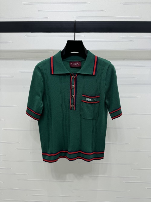 Gucci Wool Blend Knit Polo Shirt, Short Sleeve, Retro College Style, Striped 1 Gucci Wool Blend Knit Polo Shirt, Short Sleeve, Retro College Style, Striped