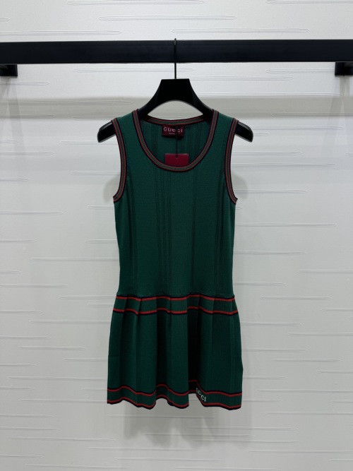 Gucci Sleeveless Knit Mini Dress, Striped Pleated Hem, Wool Blend, Green 1 Gucci Sleeveless Knit Mini Dress, Striped Pleated Hem, Wool Blend, Green
