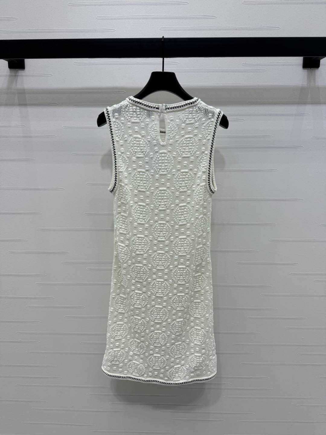 2025 Spring/Summer: Custom Knitting Vest with Stylish Design and Quality Yarn - 图片 7