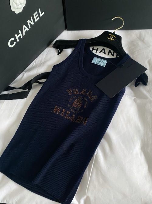 Prada Ribbed Knit Tank Top with Logo, Slim Fit, Elegant Style 1 Prada Ribbed Knit Tank Top with Logo, Slim Fit, Elegant Style