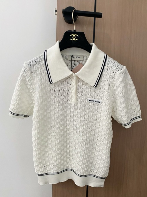 Miu Miu Jacquard Knit Short Sleeve Top - Chic & Comfortable 1 Miu Miu Jacquard Knit Short Sleeve Top - Chic & Comfortable