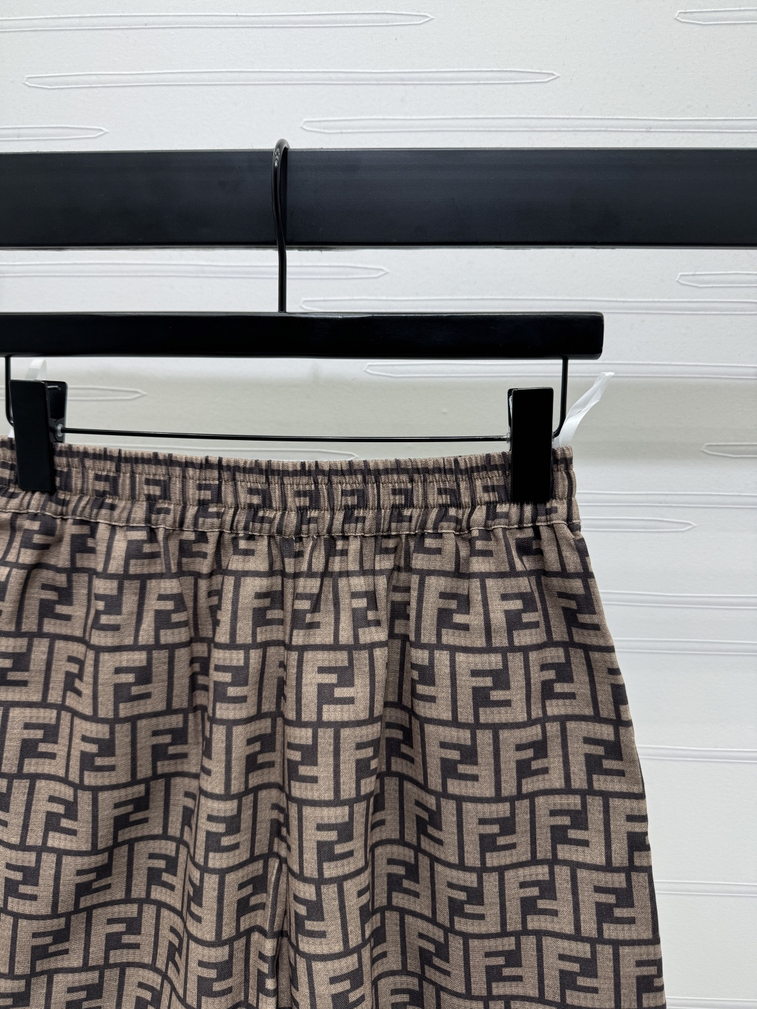 High-Quality Women’s Clothes: New Prototype Packaging Zone for Summer Fashion - 图片 3