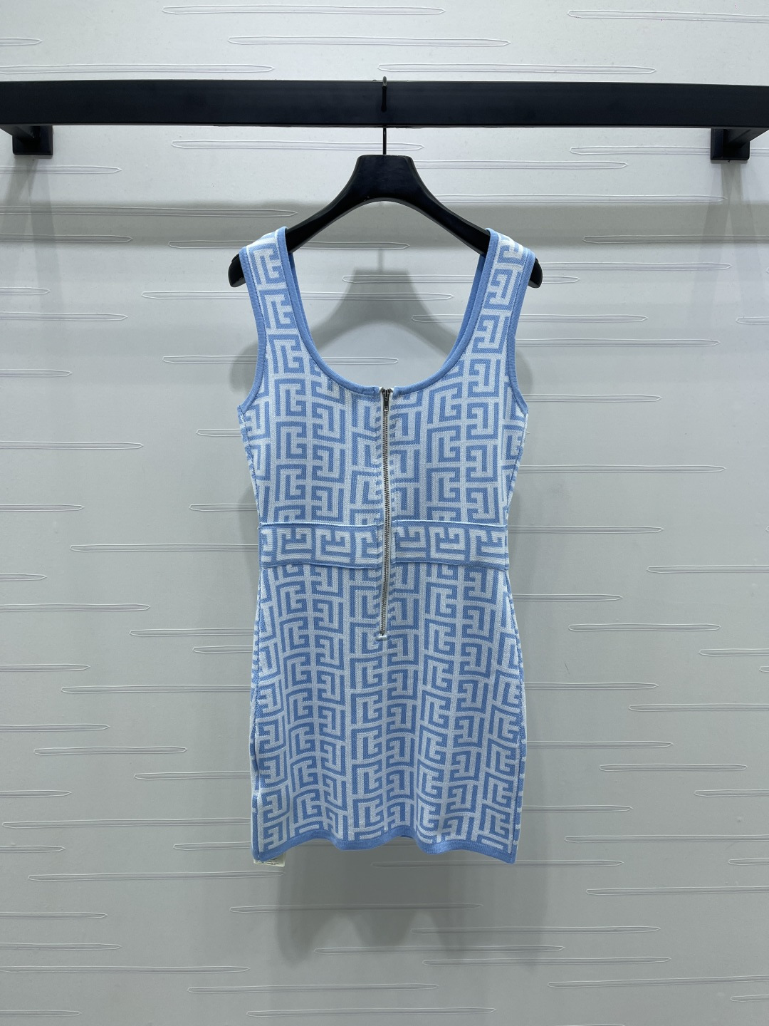 2025 Balmai Knitted Vest Dress: High-Quality Women’s Suit with Stylish Details - 图片 7