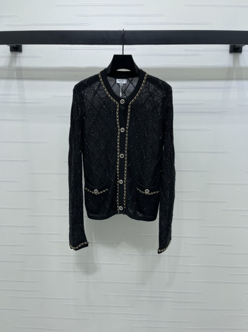 Chanel 2025 Early Autumn Black Knit Chain Trim Cardigan, Soft and Comfortable 1 Chanel 2025 Early Autumn Black Knit Chain Trim Cardigan, Soft and Comfortable