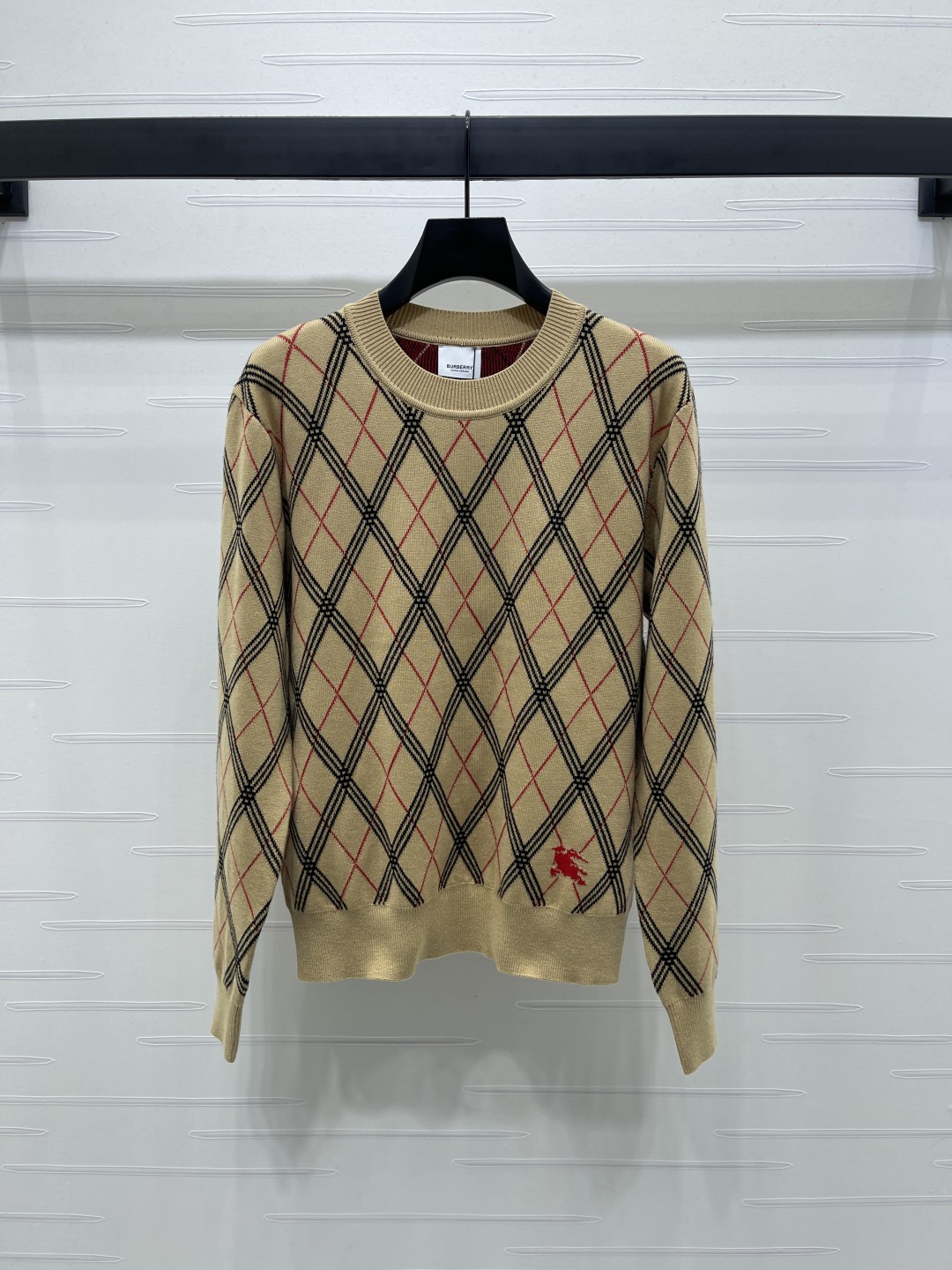 2025 Burberry Women’s Suit: Ringo Collar Sweater with Customized Wool Line-making - 图片 1